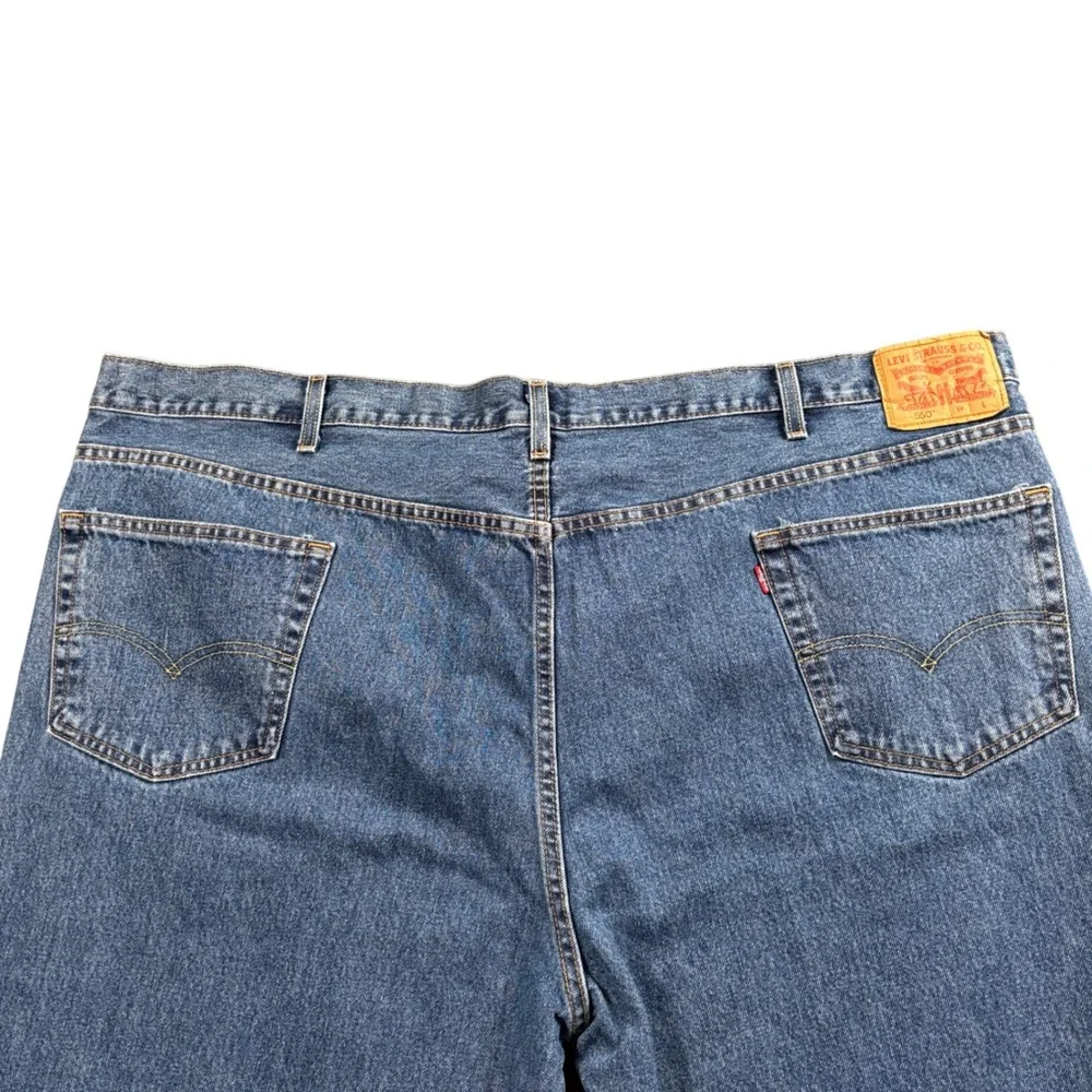 Levi's 550‎ Relaxed Fit Jeans Men's 51x29.5 Blue Medium Wash Tapered Denim